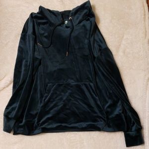 Green Tea velvet hooded pullover